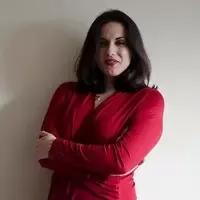 eleni-hagen-headshot