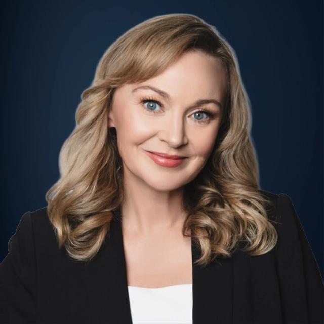 Exec Headshots-CHRO-Megan Barbier 